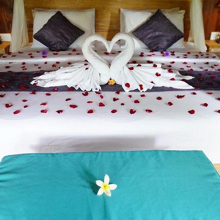 Royani Villa สุขาวาตี ภายนอก รูปภาพ