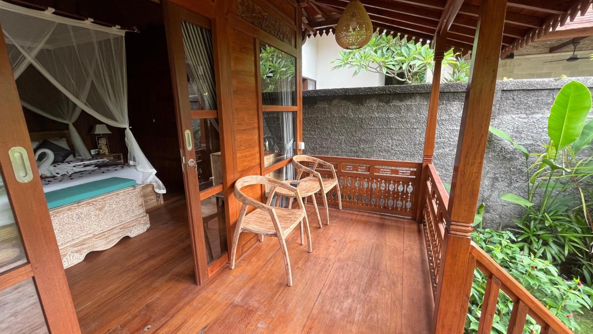 Royani Villa สุขาวาตี ภายนอก รูปภาพ
