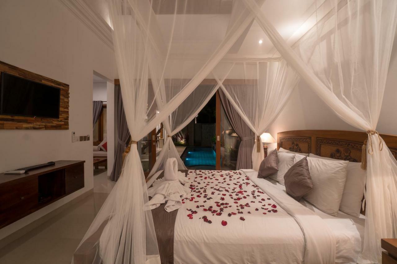 Royani Villa สุขาวาตี ภายนอก รูปภาพ